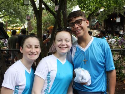 Disney  - Grupo 01