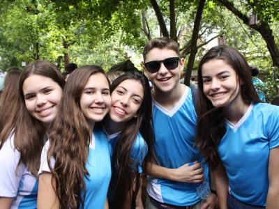 Disney  - Grupo 01