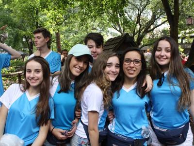 Disney  - Grupo 01