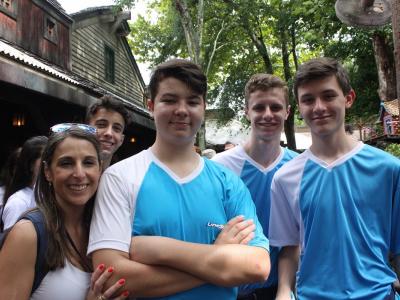 Disney  - Grupo 01