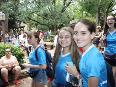 Disney  - Grupo 01