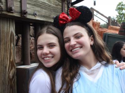 Disney  - Grupo 01