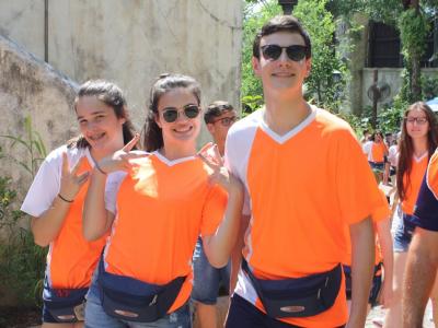 Disney  - Grupo 01