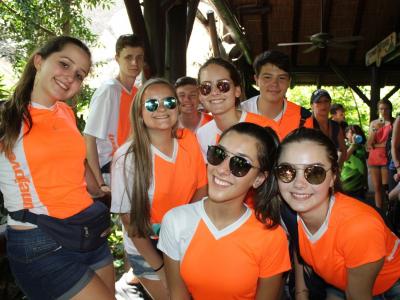 Disney  - Grupo 01
