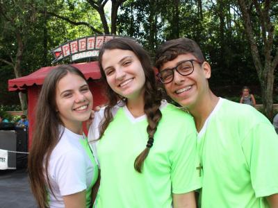 Disney  - Grupo 01